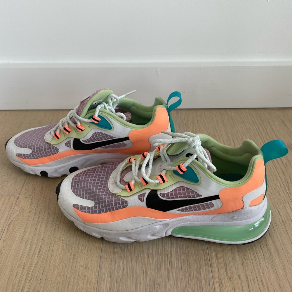 Nike Air Max 270 React SE Size US 7 Pastel Colors